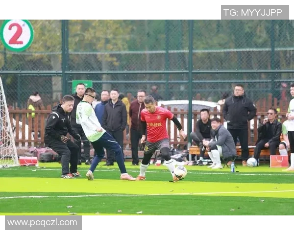 足球明星激情对决跑步比赛精彩瞬间回顾视频分享 足球明星激情对决跑步比赛精彩瞬间回顾视频分享