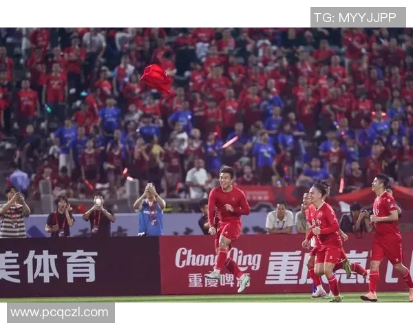 重庆足球队与广州足球队耐力对决赛后分析与总结 重庆足球队与广州足球队耐力对决赛后分析与总结