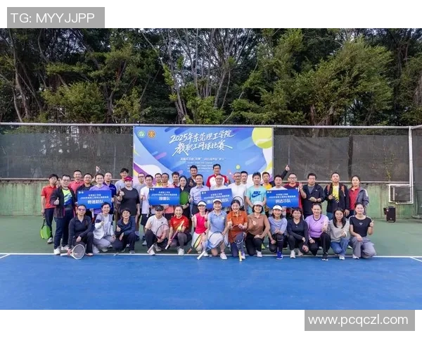 热议网球:重庆网球队的团队协作变革 热议网球:重庆网球队的团队协作变革